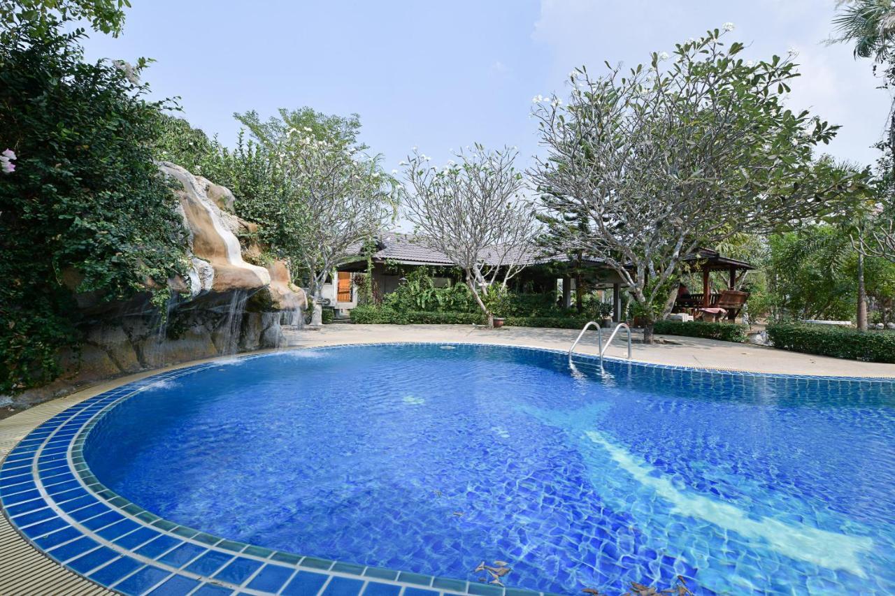 Oyo 536 Reuan Kanthima Ban Laem Chabang Exterior photo
